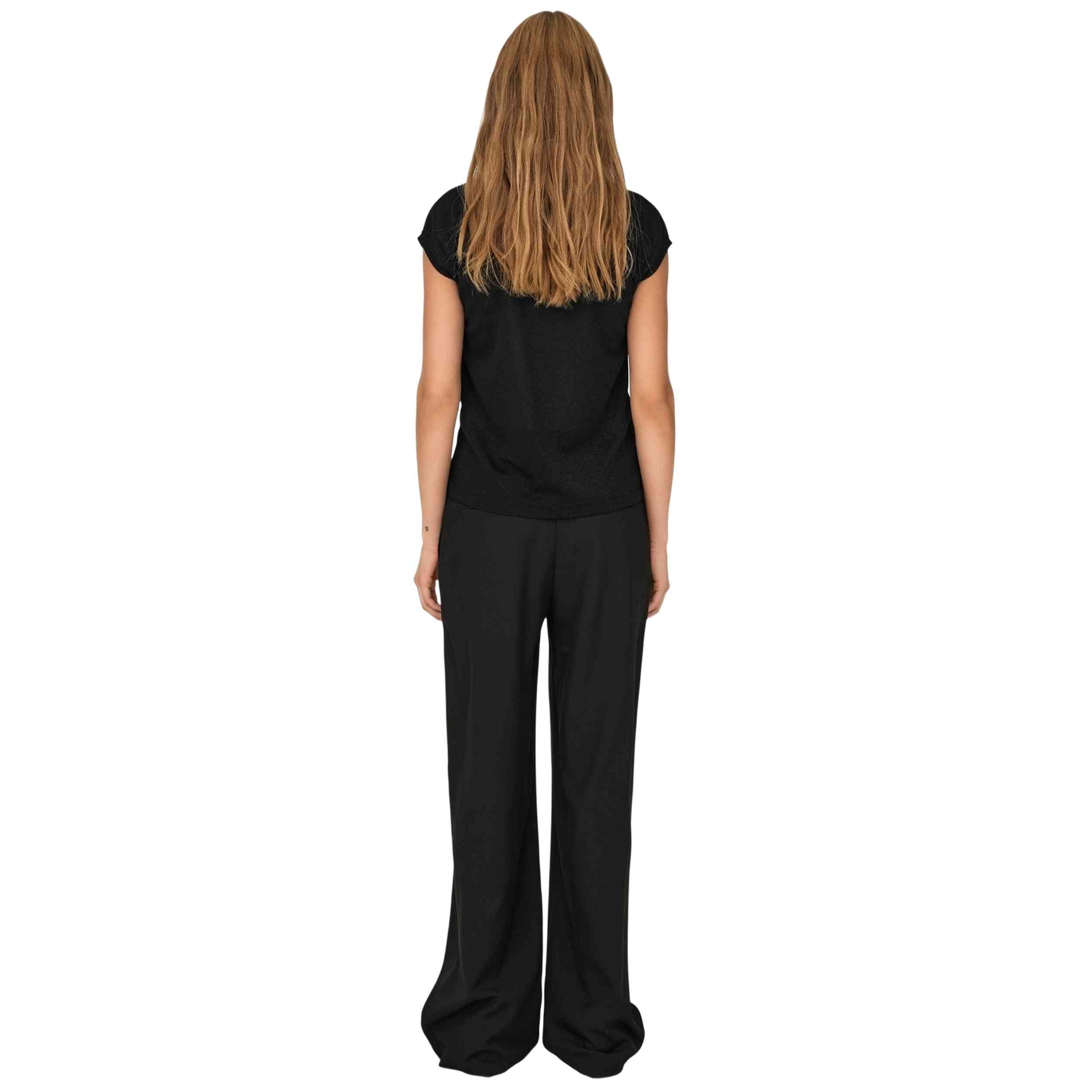 Imagen del producto con referencia 15136069-NEGRO